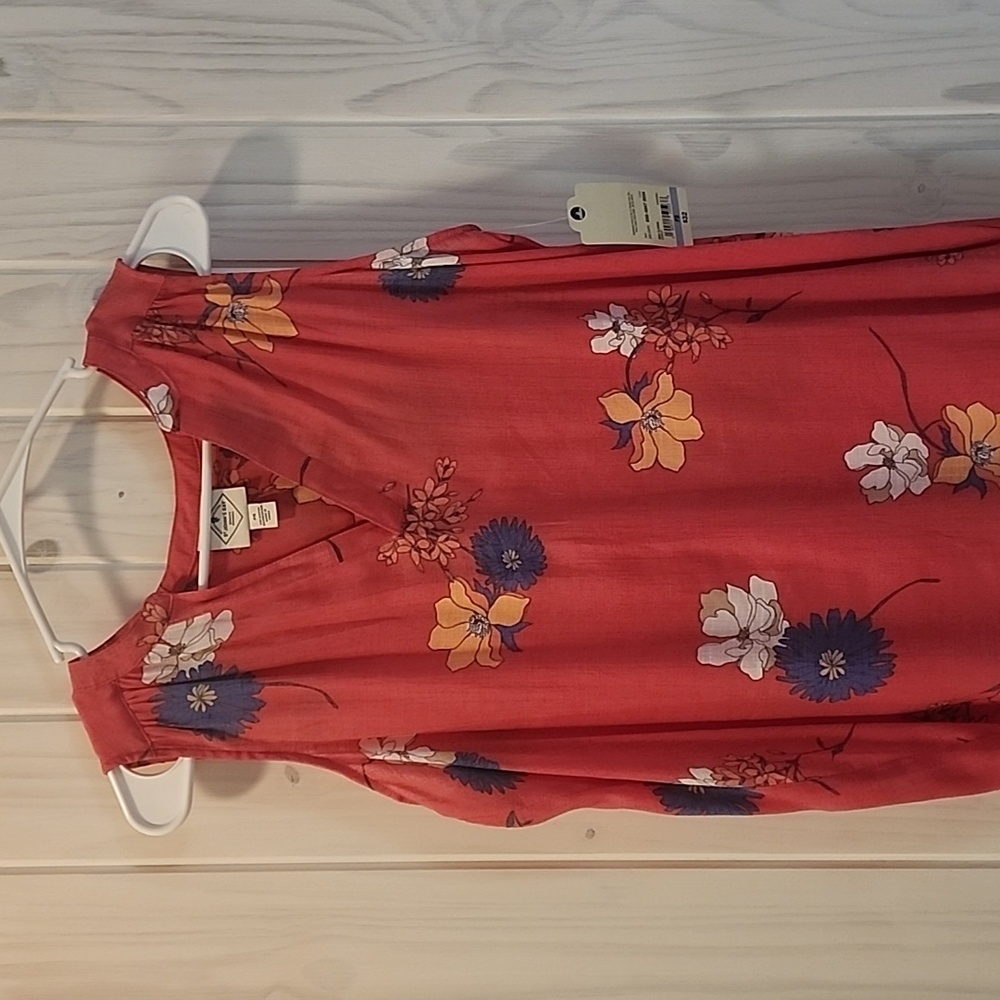 Summer Floral Tank. NWT